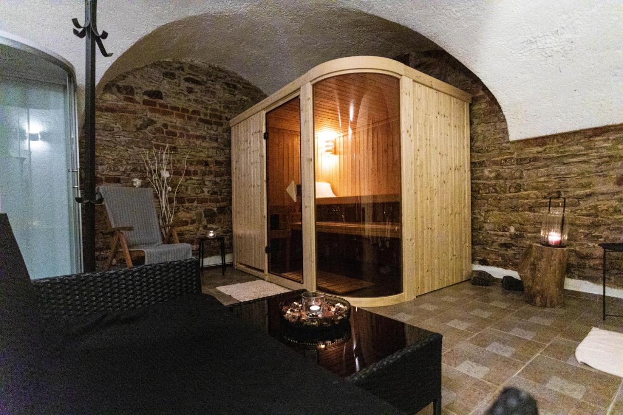 Penzion Královské lázně Poděbrady Exterior foto