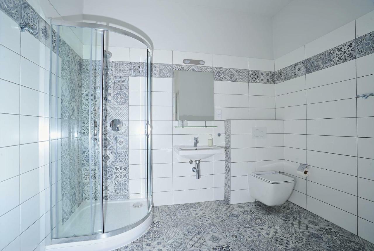Penzion Královské lázně Poděbrady Exterior foto